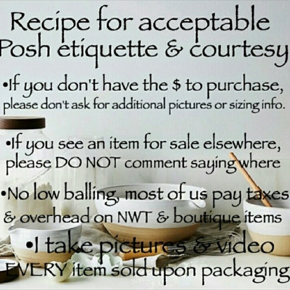 ♥️ WELCOME TO MY CLOSET! ♥️ - Picture 3 of 11